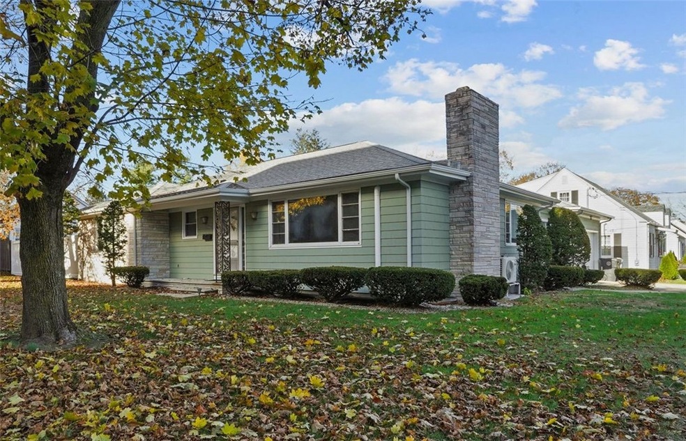 830 Wakefield St, West Warwick, RI 02893 - photo 1