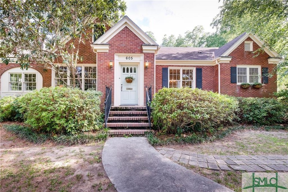 605 E 57th St, Savannah, GA 31405 - photo 1