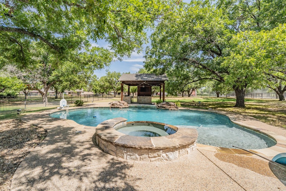 Sold • Co-Listing Agent