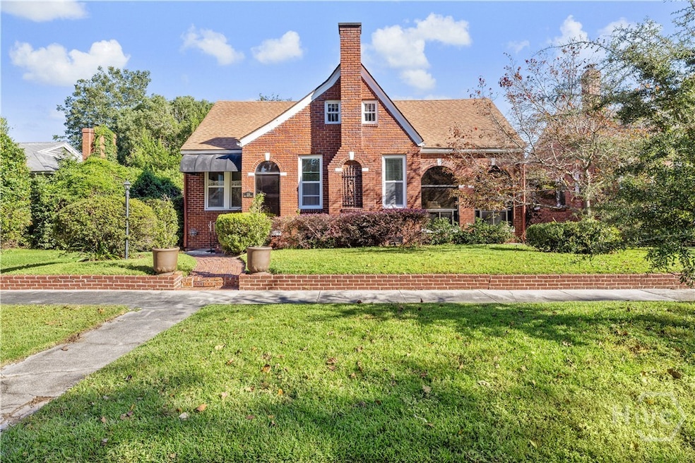 326 E 56th St, Savannah, GA 31405 - photo 1