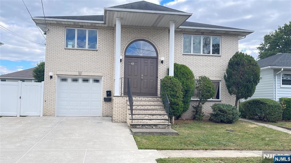 For Rent $2,400/month