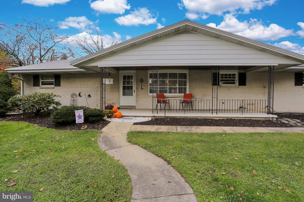 12 Koch Rd, Reading, PA 19605 - photo 1