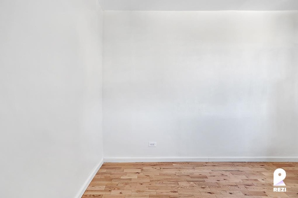 490 E 189th St unit 29, Bronx, NY 10458 - photo 1