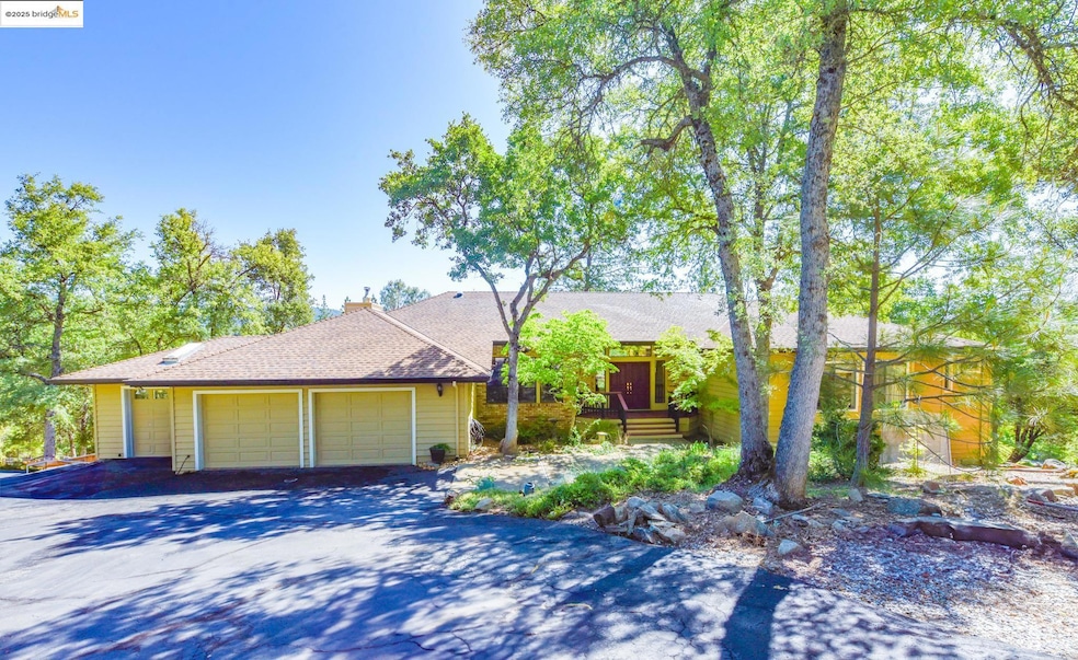 For Sale $725,000
