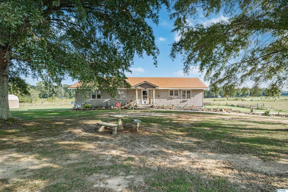 14865 Grubbs Rd, Athens, AL 35611 - photo 1