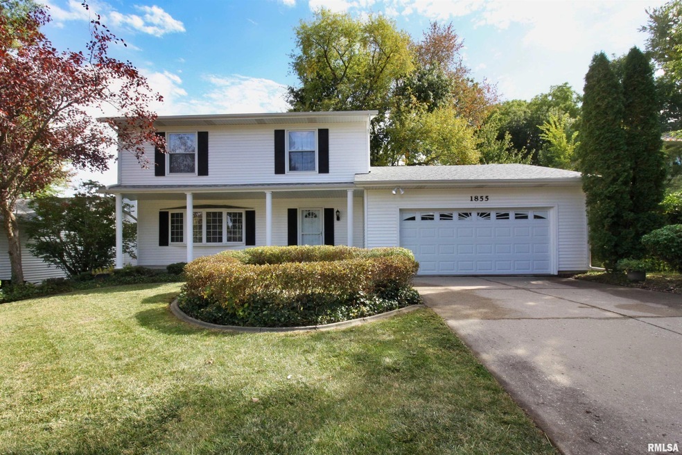 1855 14th St, Bettendorf, IA 52722 - photo 1