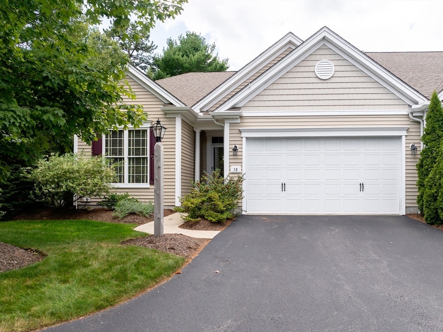 For Sale $765,000 • Co-Listing Agent