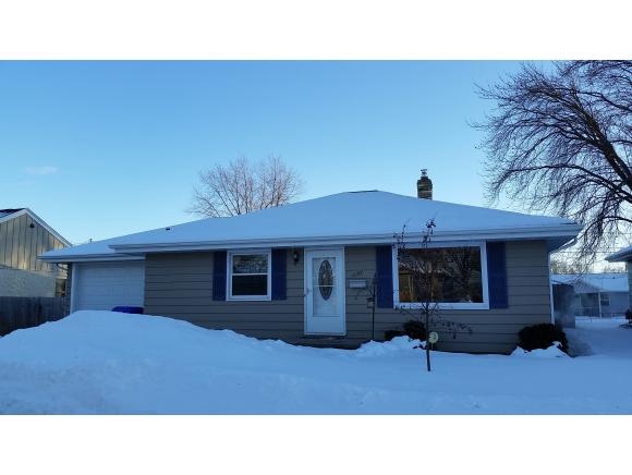 1137 W Brewster St, Appleton, WI 54914 - photo 1