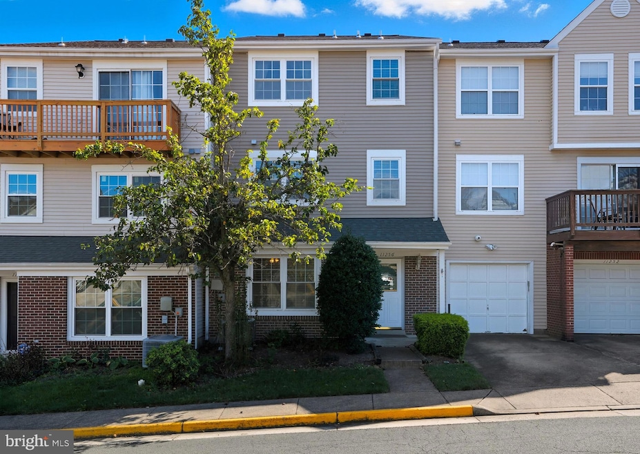 11256 Stagestone Way unit 137, Manassas, VA 20109 - photo 1