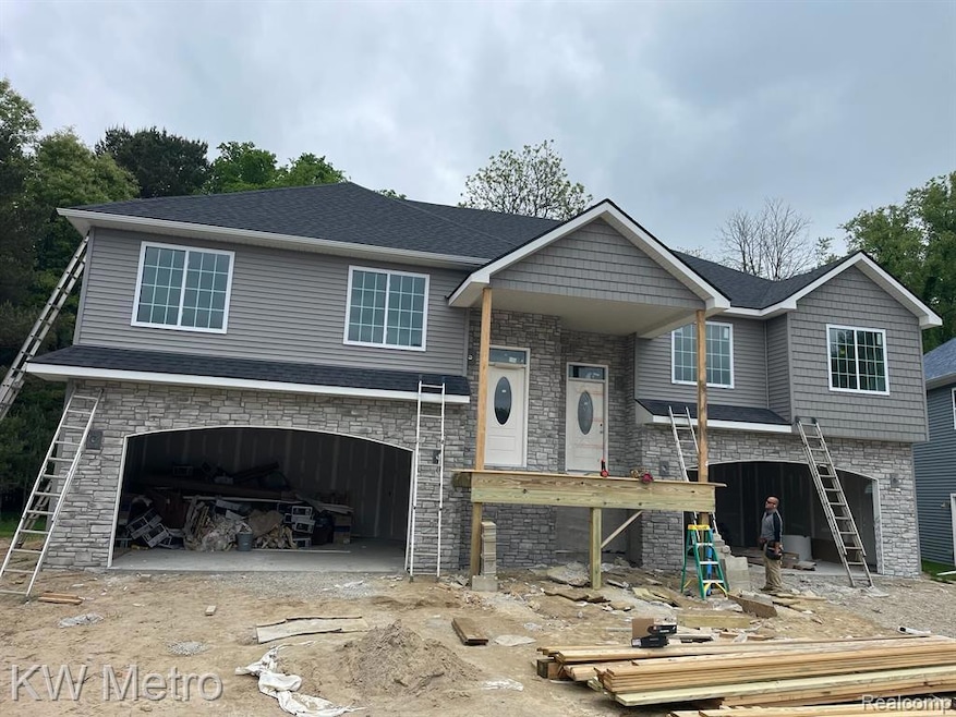 Whispering Pines Exterior Front