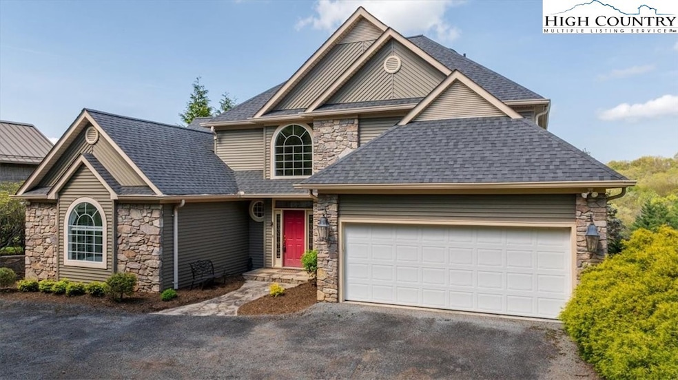 Under Contract $775,000