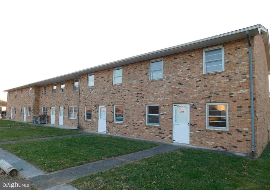 378 Aileen Ave, Strasburg, VA 22657 - photo 1