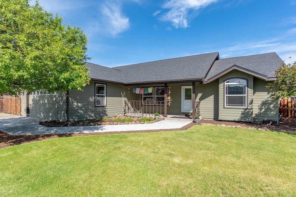 61121 Ladera Rd, Bend, OR 97702 - photo 1