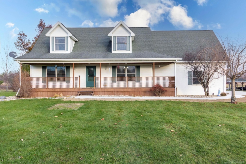 575 Stoddard Rd, Columbus, MI 48063 - photo 1