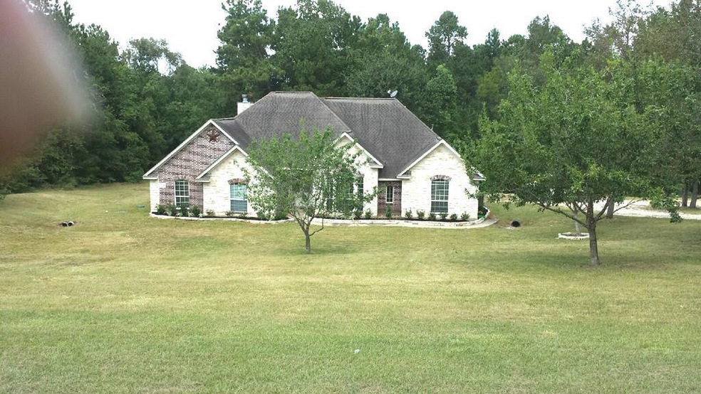 6734 W Bluff Dr, Magnolia, TX 77354 - photo 1