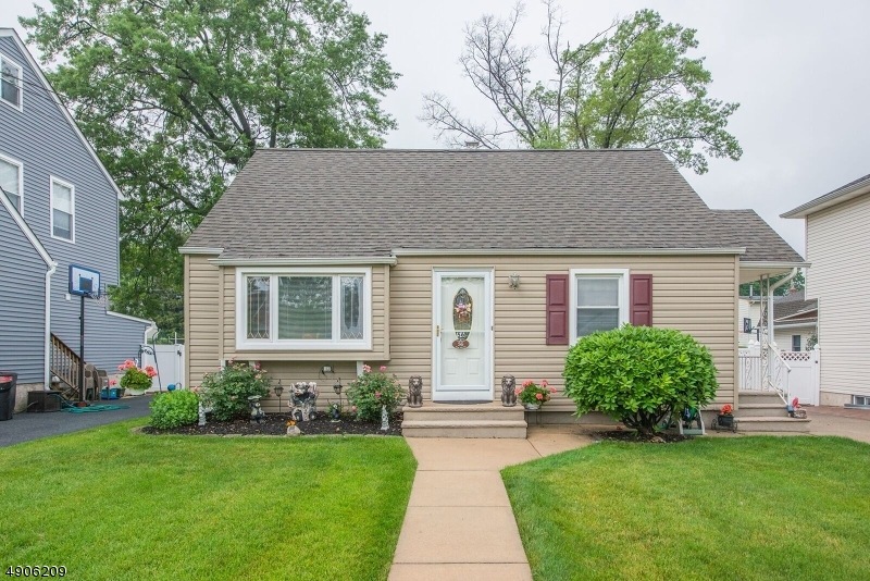 56 Elm Hill Rd, Clifton, NJ 07013 - photo 1