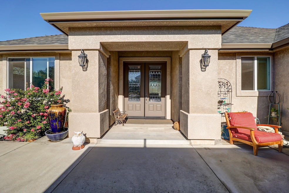 21089 Falling Leaf Rd, Redding, CA 96003 - photo 1