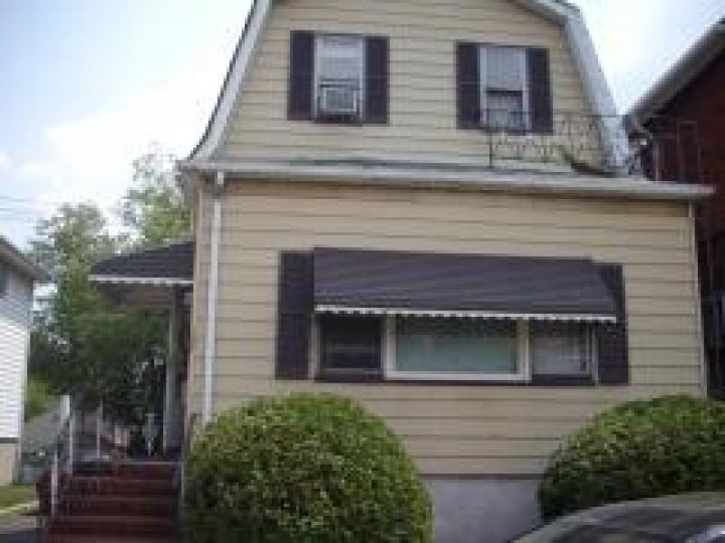 1310 Monmouth Ave, Linden, NJ 07036 - photo 1