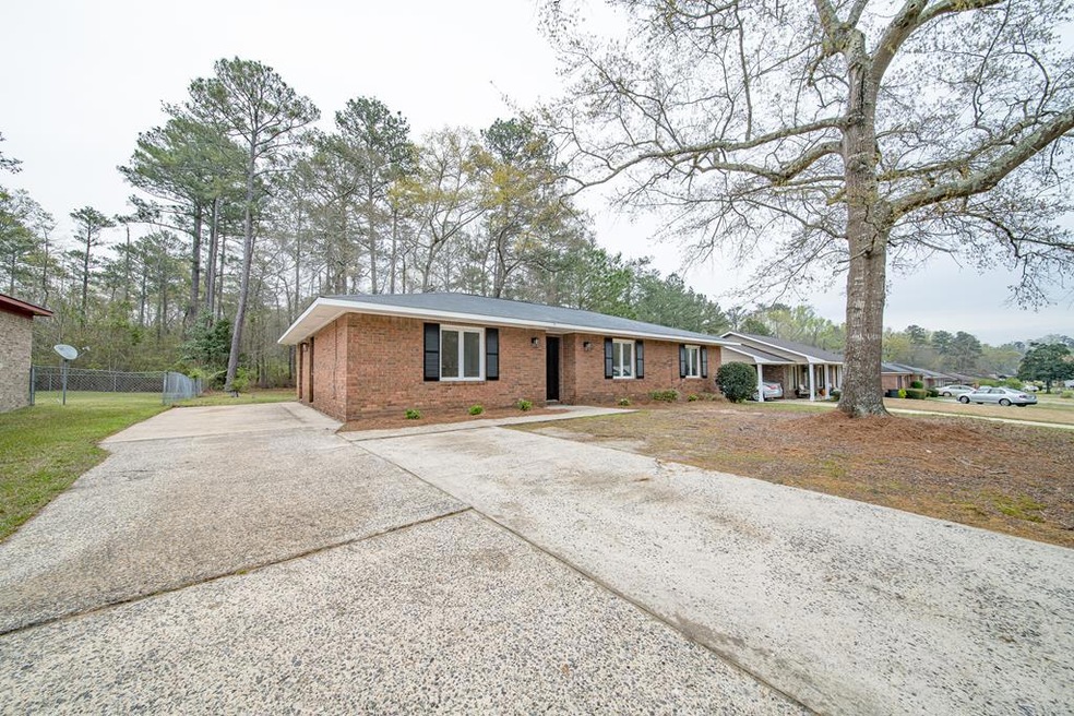 334 Jefferson Dr, Columbus, GA 31907 - photo 1