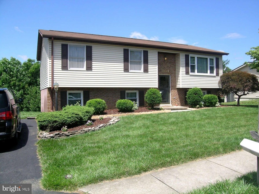 7104 Bridoon Ave, Sykesville, MD 21784 - photo 1