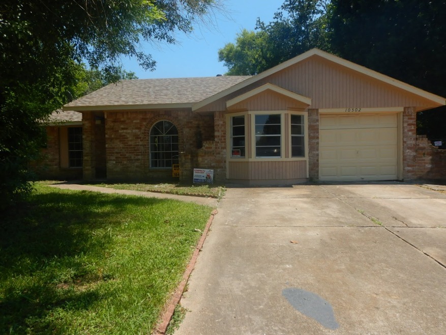 10502 Saber Ct, Houston, TX 77038 - photo 1