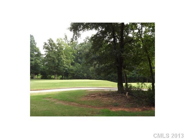 Golf Course View - Life on the 2nd tee!