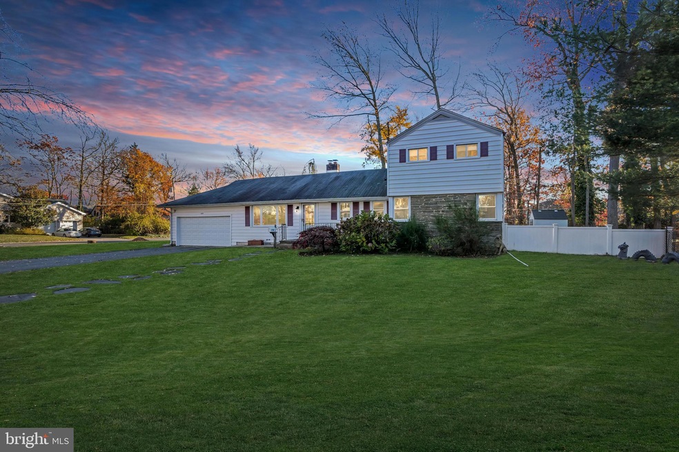 600 Wildwood Rd, Allenhurst, NJ 07711 - photo 1