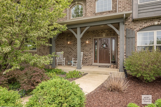 5030 Barickman Ct, Oswego, IL 60543 - photo 1