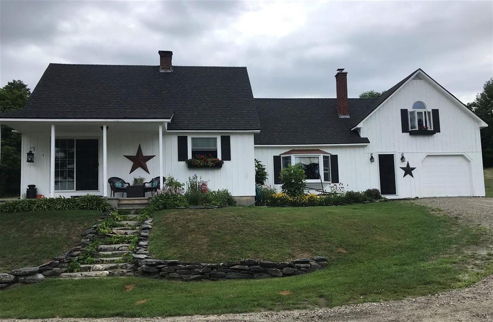 588 Walsh Rd, Saint Johnsbury, VT 05819 - photo 1