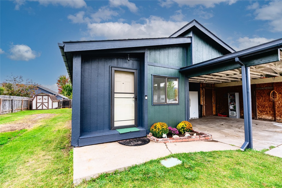 Under Contract $385,000