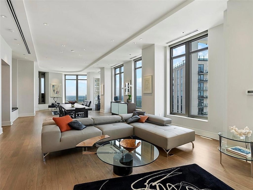 3376 Peachtree Rd NE unit 44B, Atlanta, GA 30326 - photo 1