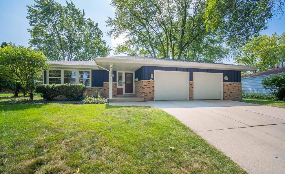 1509 Greenway Terrace, Waukesha, WI 53186 - photo 1