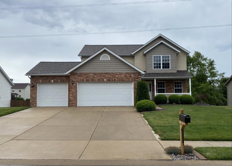 2423 Calico Ln, Maryville, IL 62062 - photo 1