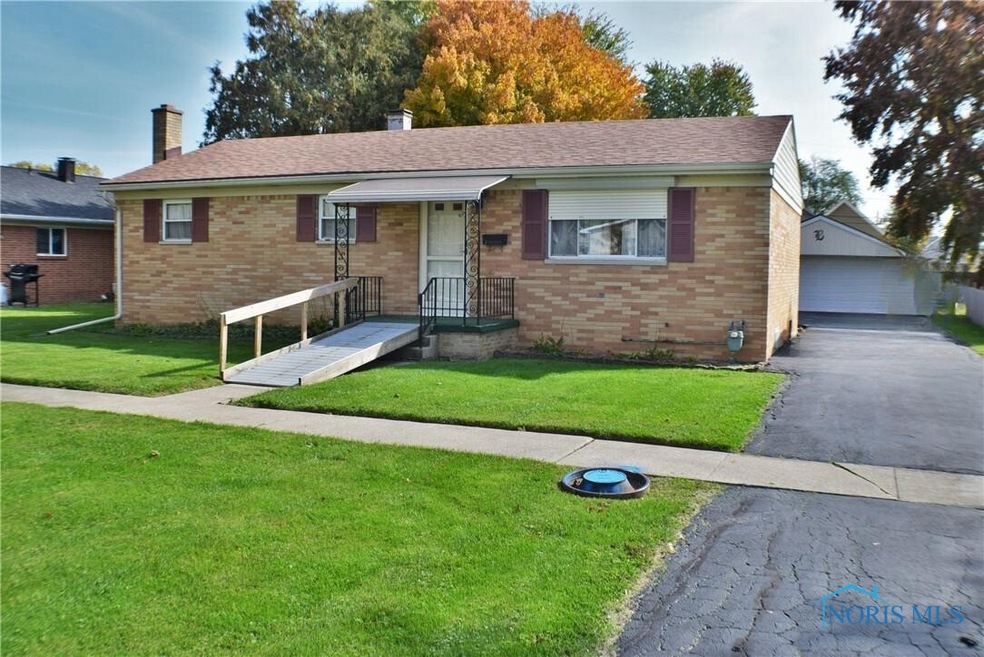 227 N Cherry St, Woodville, OH 43469 - photo 1