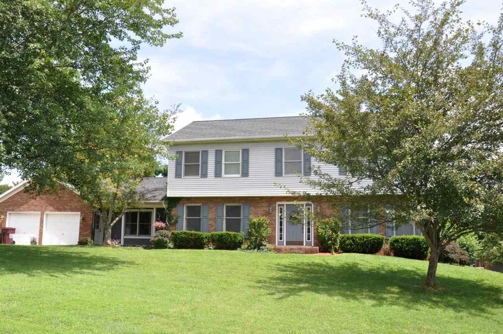 5522 Ironwood Dr, Newburgh, IN 47630 - photo 1