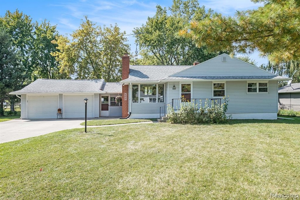 3337 N Belsay Rd, Flint, MI 48506 - photo 1