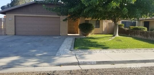 Front view of home