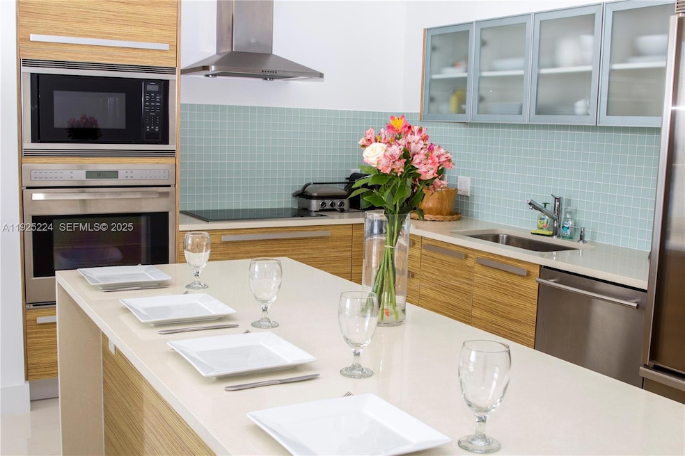 Paramount Bay unit 809, Miami, FL 33137 - photo 1