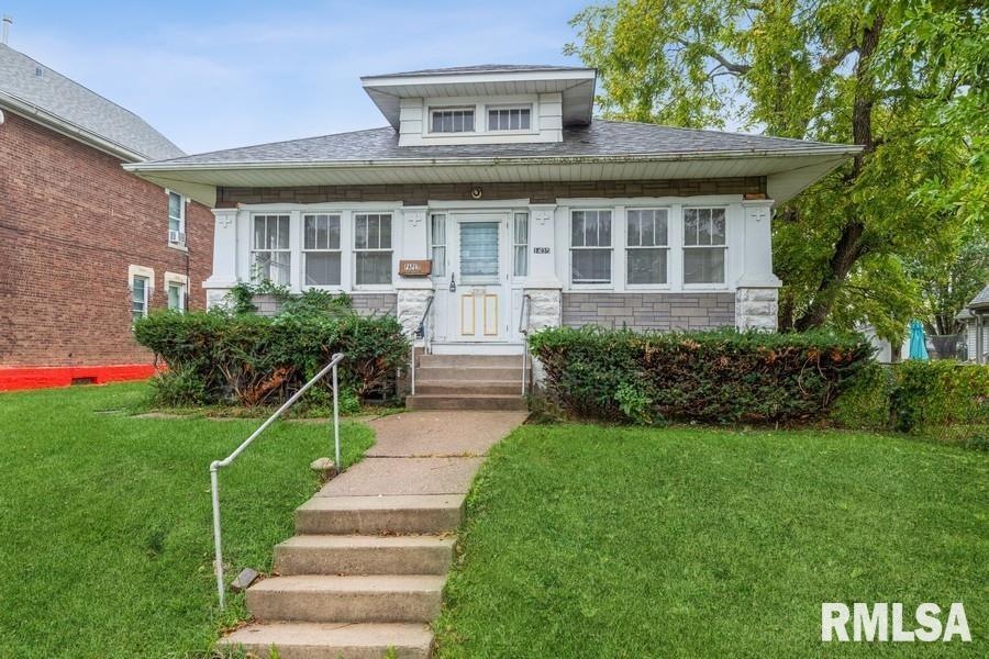 1435 W 14th St, Davenport, IA 52804 - photo 1