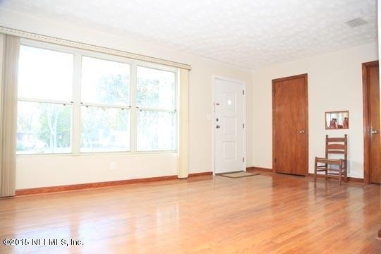 6304 Solandra Dr, Jacksonville, FL 32210 - photo 1