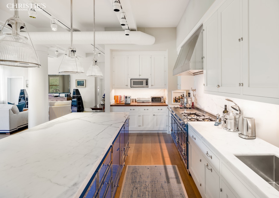 534 Laguardia Place unit 4FL, New York, NY 10012 - photo 1