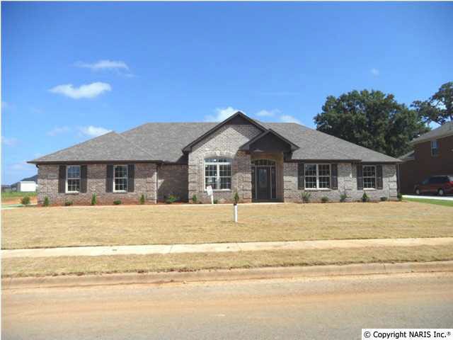 Floor plan - Covington Plan B. One of our most popular plans.