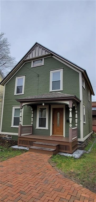 77 Church St, Saint Johnsbury, VT 05819 - photo 1