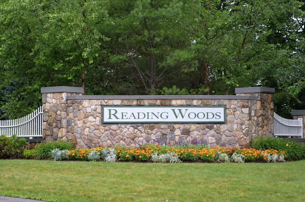 7 Augustus Ct unit 1006, Reading, MA 01867 - photo 1