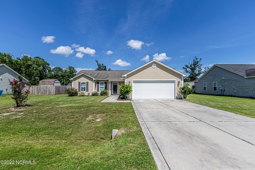 603 Denim Drive, Richlands, NC 28574