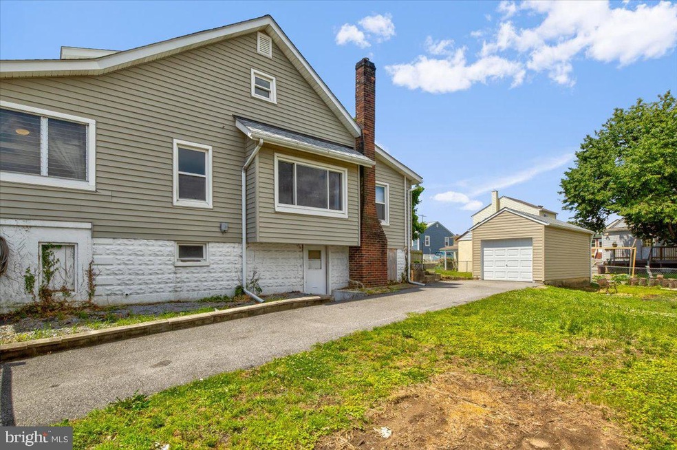 7614 Cypress Ave, Baltimore, MD 21224 - photo 1