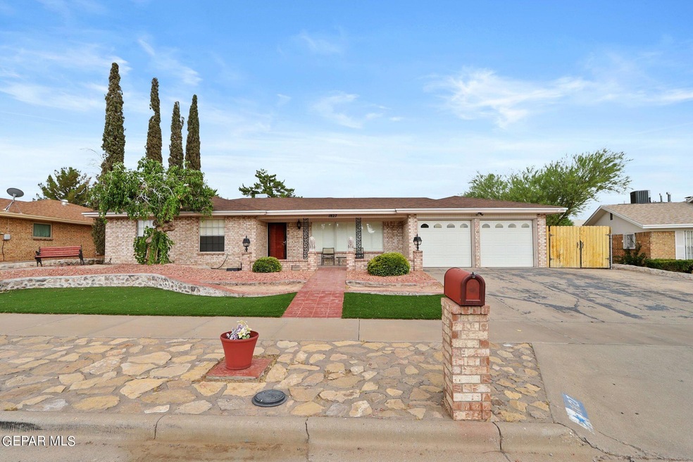1827 Mike Hill Dr, El Paso, TX 79936 - photo 1