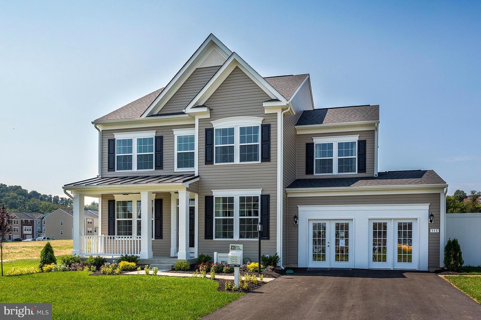 15645 Wedgewood Dr, Greencastle, PA 17225 - photo 1