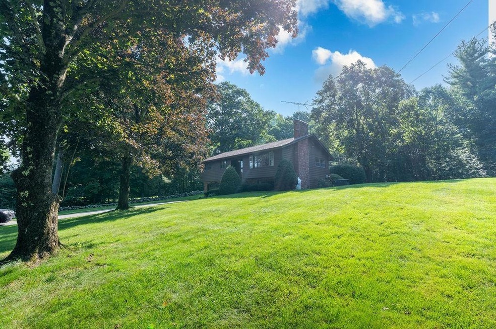 205 Range Rd, Windham, NH 03087 - photo 1