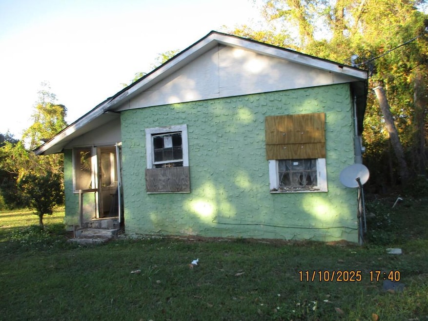 311 Jones St, Thomasville, GA 31792 - photo 1